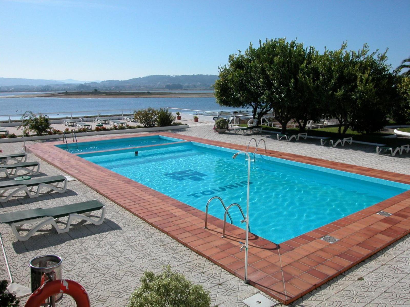 Hotel Touris Ардия Экстерьер фото