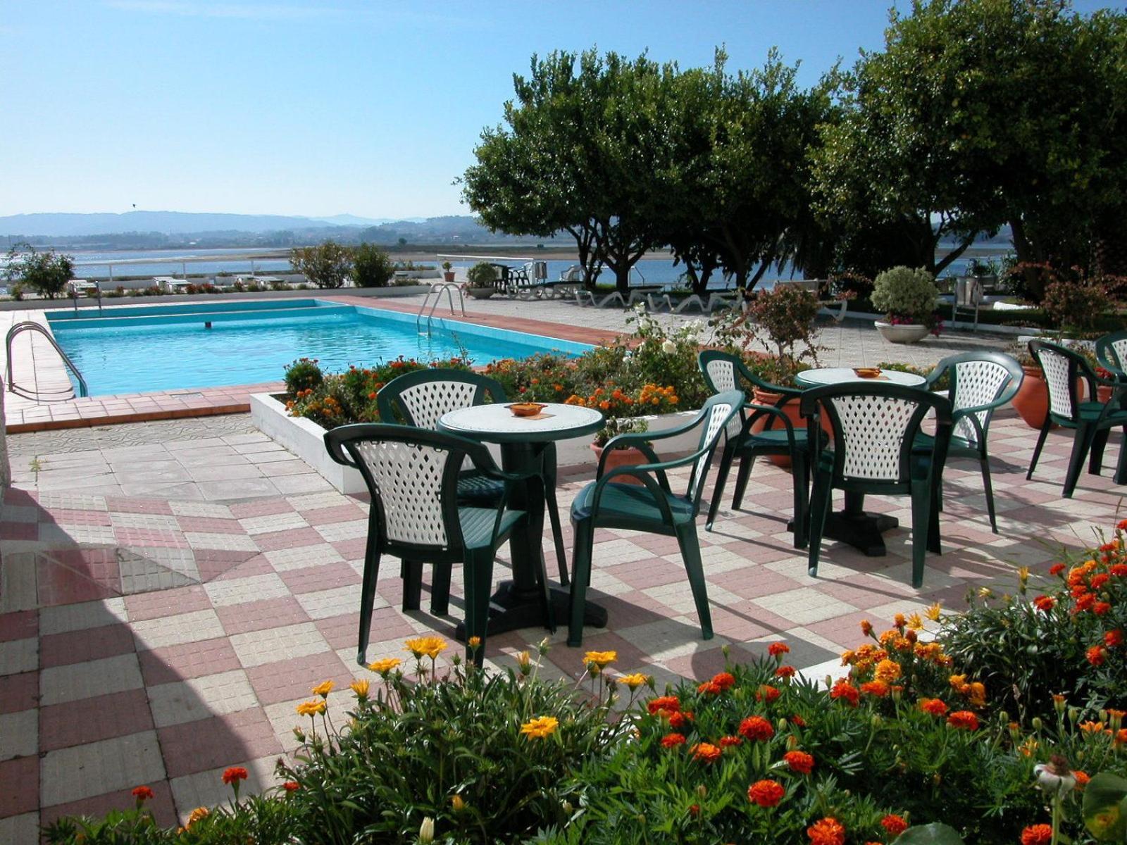 Hotel Touris Ардия Экстерьер фото