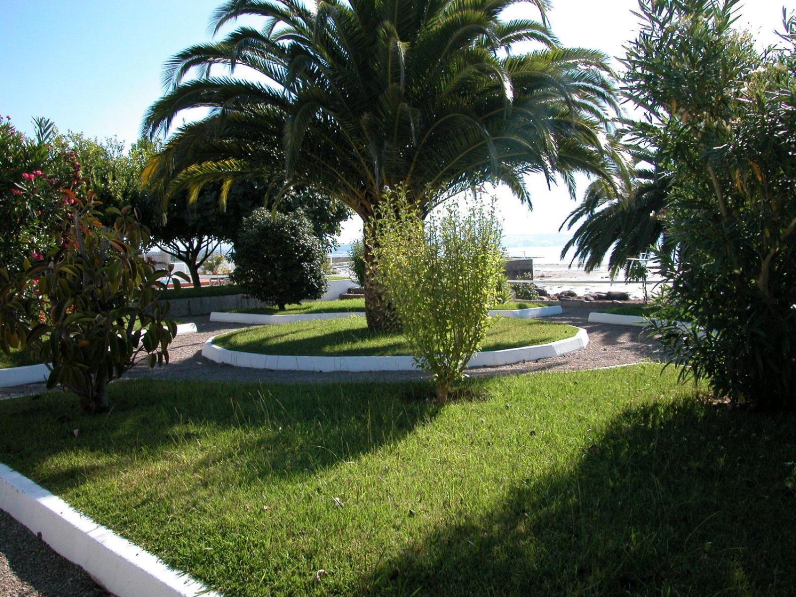 Hotel Touris Ардия Экстерьер фото
